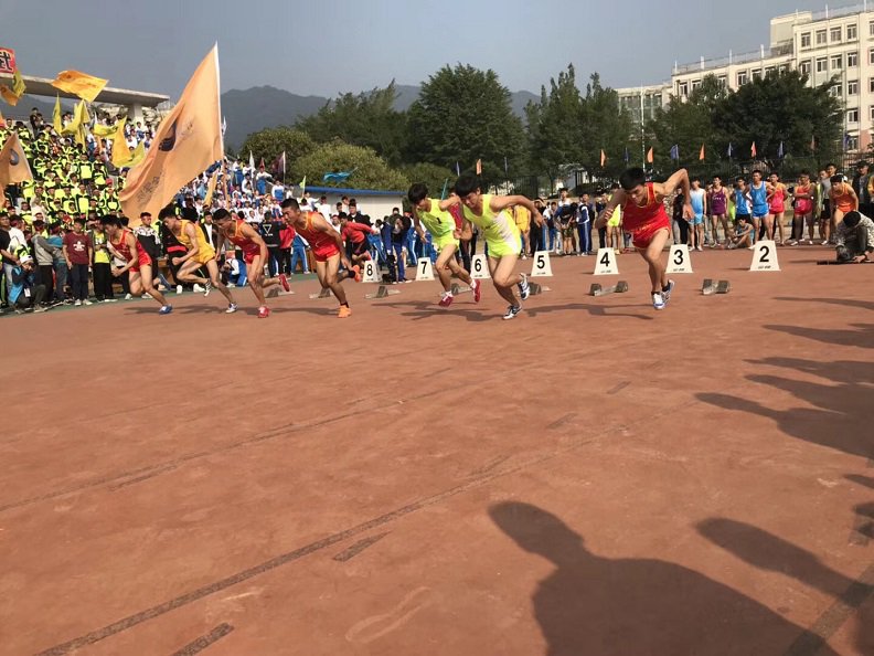 桂林电子科技大学校运会